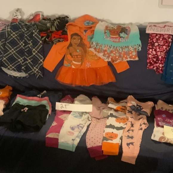 Baby clothes 0-2T GENTLY USED SOME NEW! - Picture 14 of 16